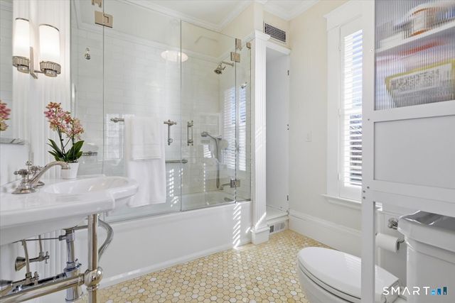 144 Edgehill Road, Hamden, CT 06517