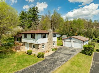 360 Hickory Hill Drive, Monticello, KY 42633