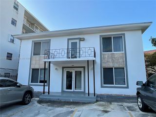 1000 Biarritz Dr 3, Miami Beach, FL 33141