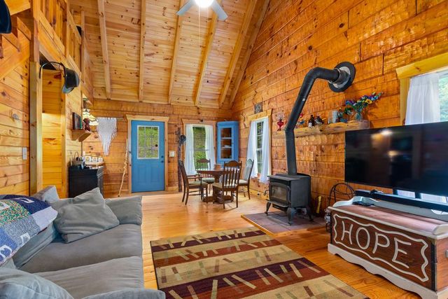 1374 Long Branch Road, Marble, NC 28905