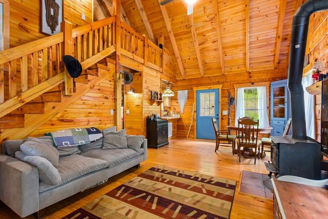 1374 Long Branch Road, Marble, NC 28905