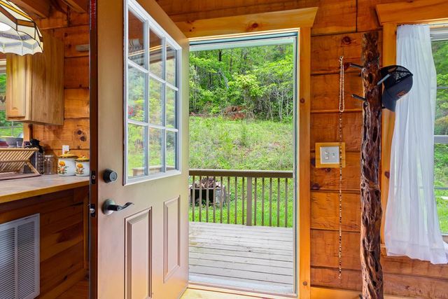 1374 Long Branch Road, Marble, NC 28905