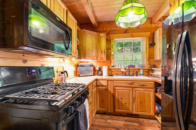 1374 Long Branch Road, Marble, NC 28905