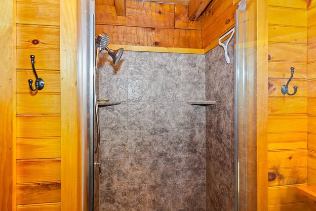 1374 Long Branch Road, Marble, NC 28905
