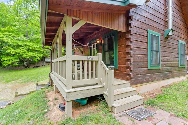 1374 Long Branch Road, Marble, NC 28905