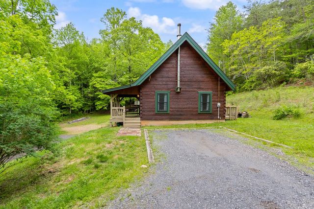 1374 Long Branch Road, Marble, NC 28905