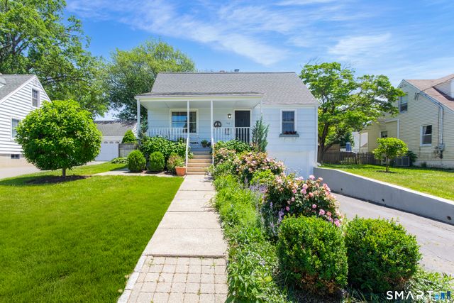 127 Moritz Place, Fairfield, CT 06824