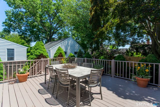 127 Moritz Place, Fairfield, CT 06824