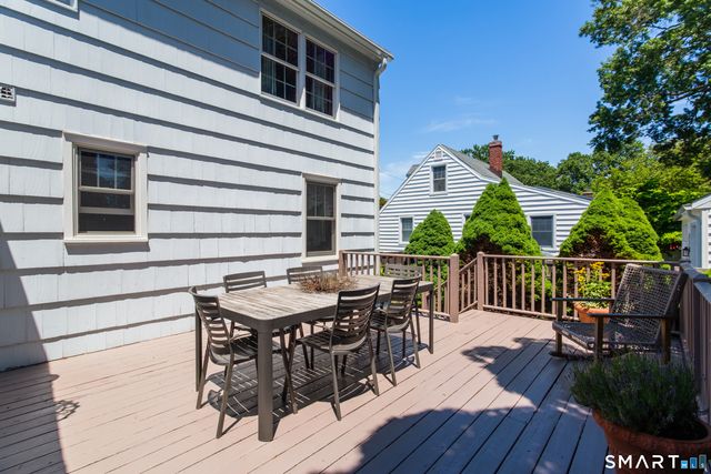 127 Moritz Place, Fairfield, CT 06824