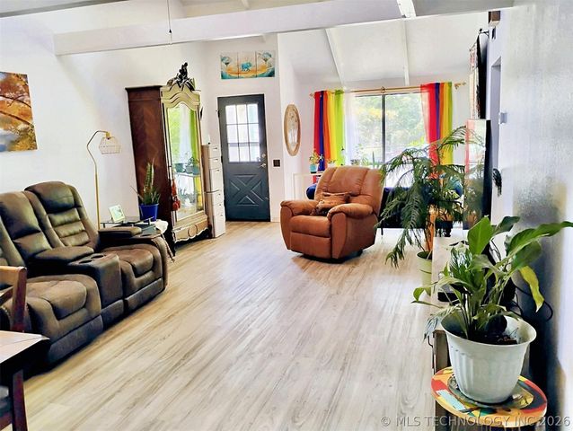 105 Summit Ridge Drive, Tahlequah, OK 74464