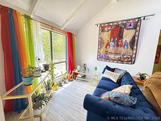 105 Summit Ridge Drive, Tahlequah, OK 74464