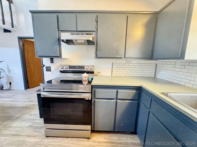 105 Summit Ridge Drive, Tahlequah, OK 74464