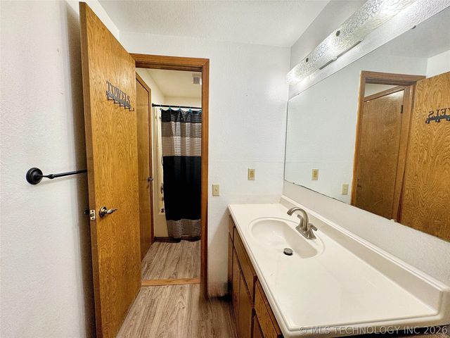 105 Summit Ridge Drive, Tahlequah, OK 74464