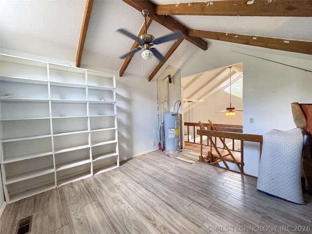 105 Summit Ridge Drive, Tahlequah, OK 74464