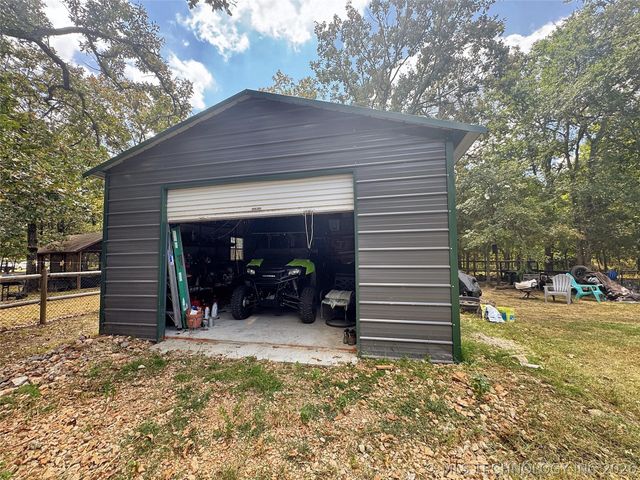 105 Summit Ridge Drive, Tahlequah, OK 74464