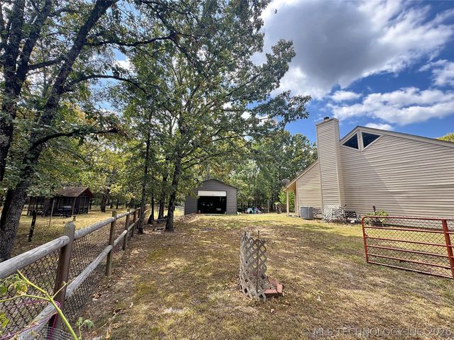 105 Summit Ridge Drive, Tahlequah, OK 74464