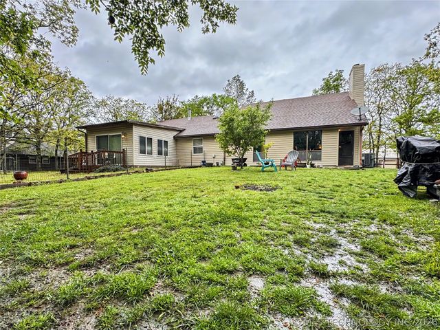105 Summit Ridge Drive, Tahlequah, OK 74464