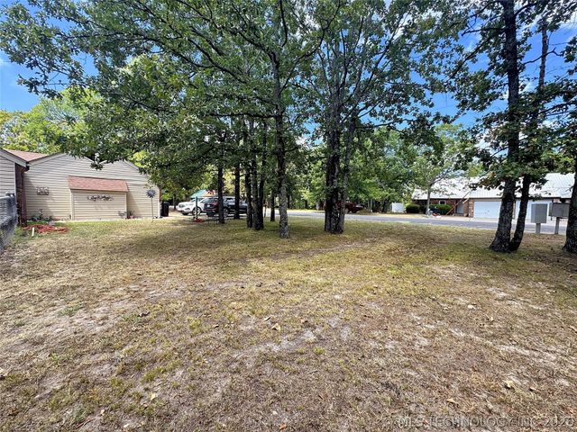 105 Summit Ridge Drive, Tahlequah, OK 74464