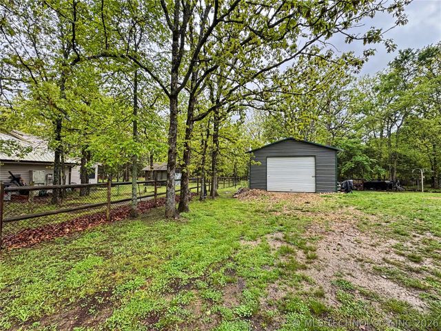 105 Summit Ridge Drive, Tahlequah, OK 74464