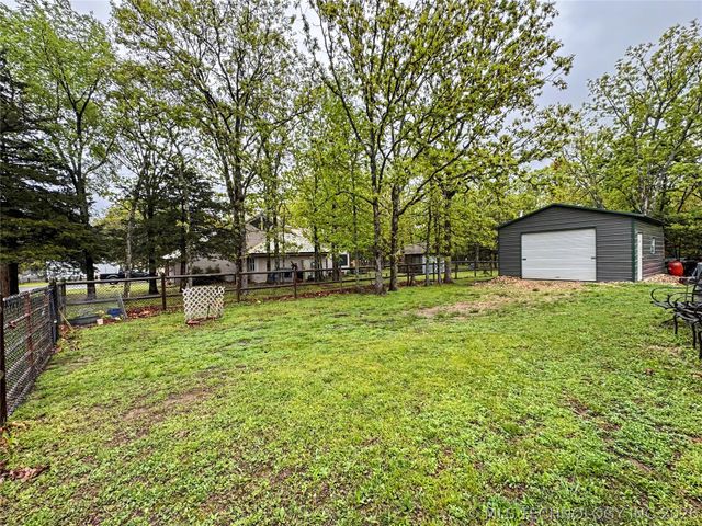 105 Summit Ridge Drive, Tahlequah, OK 74464
