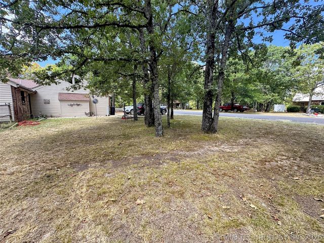 105 Summit Ridge Drive, Tahlequah, OK 74464