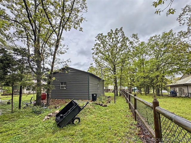 105 Summit Ridge Drive, Tahlequah, OK 74464