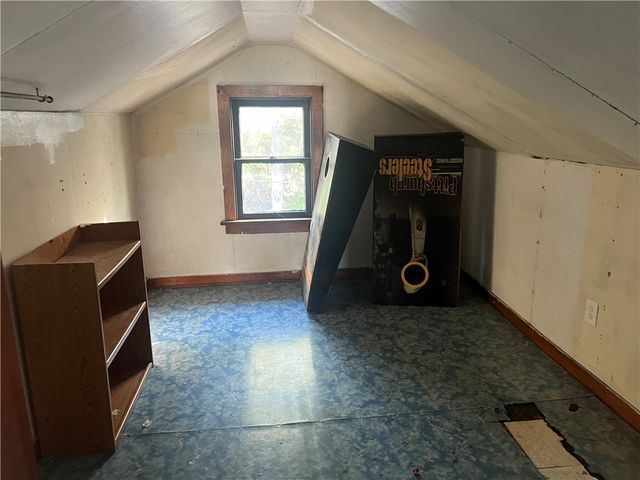 153 Locust St, Ambridge, PA 15003