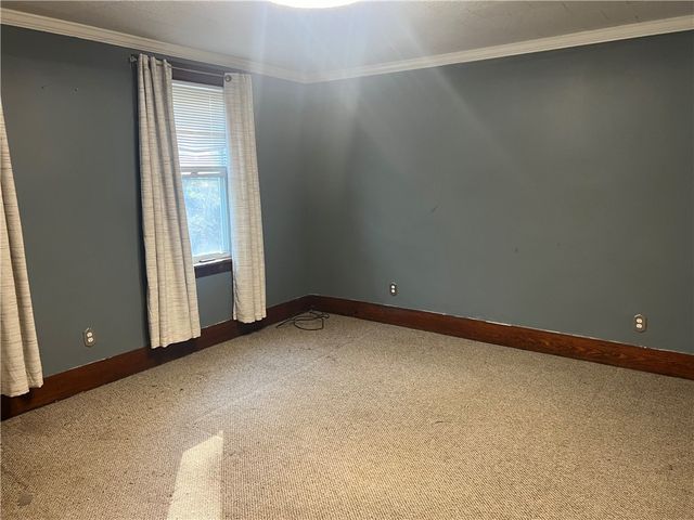 153 Locust St, Ambridge, PA 15003