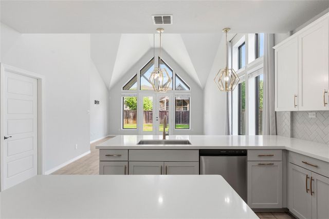 19414 Shady Hike Lane, Cypress, TX 77433