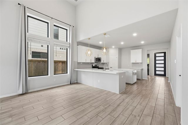 19414 Shady Hike Lane, Cypress, TX 77433