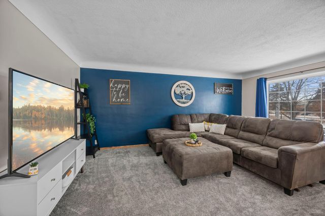 960 Jefferson Street SE, Hutchinson, MN 55350