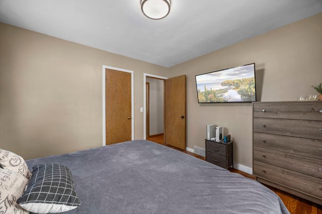 960 Jefferson Street SE, Hutchinson, MN 55350