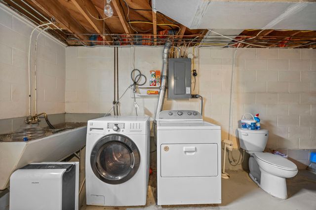 960 Jefferson Street SE, Hutchinson, MN 55350