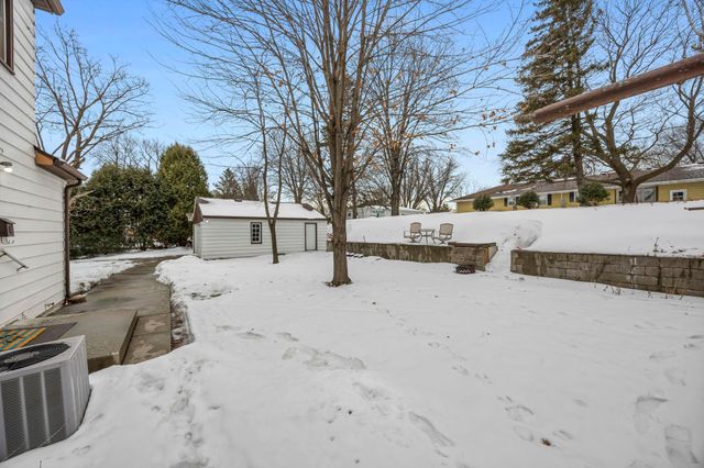 960 Jefferson Street SE, Hutchinson, MN 55350