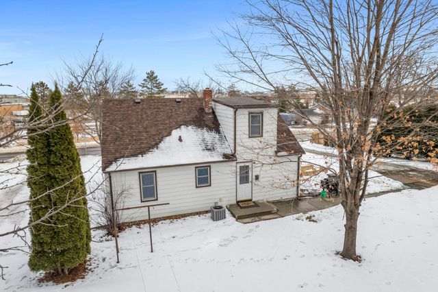 960 Jefferson Street SE, Hutchinson, MN 55350