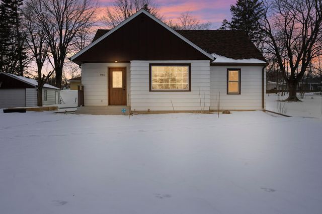 960 Jefferson Street SE, Hutchinson, MN 55350