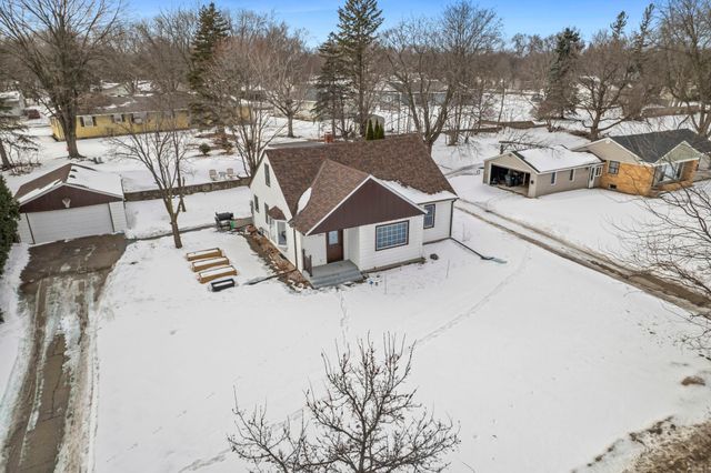 960 Jefferson Street SE, Hutchinson, MN 55350