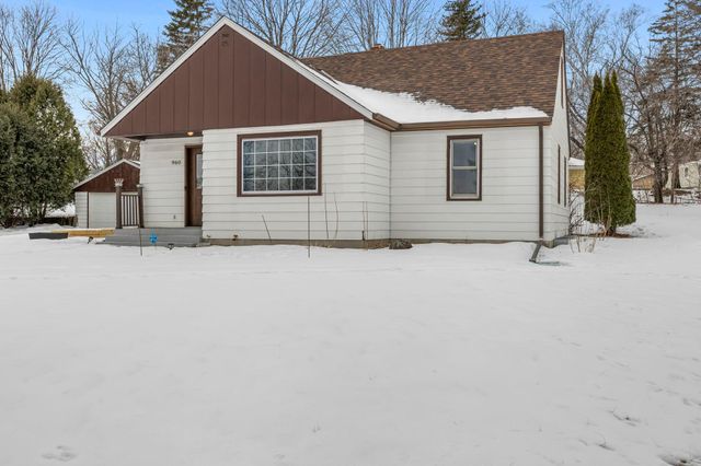 960 Jefferson Street SE, Hutchinson, MN 55350