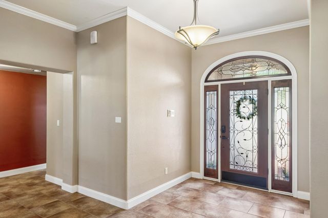 401 Twin Springs RD, Georgetown, TX 78633