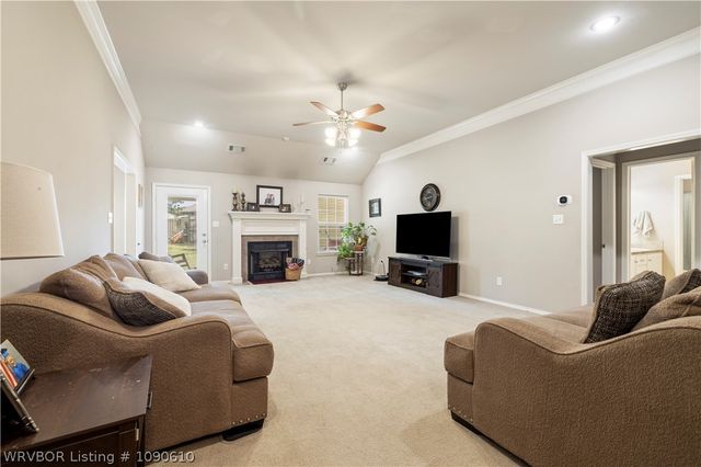 8505 Vickery Lane, Fort Smith, AR 72908