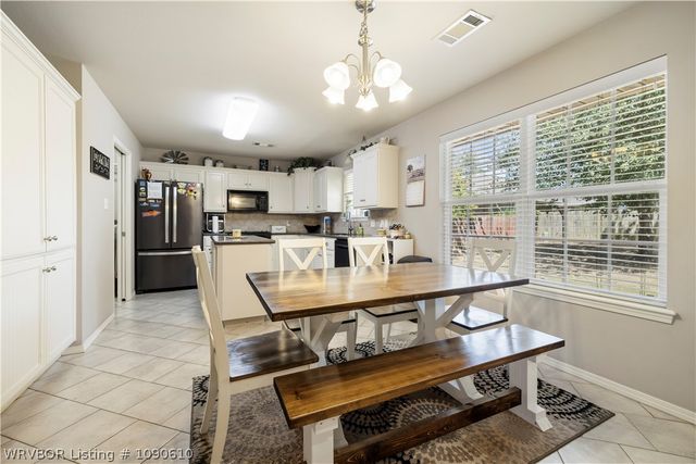 8505 Vickery Lane, Fort Smith, AR 72908