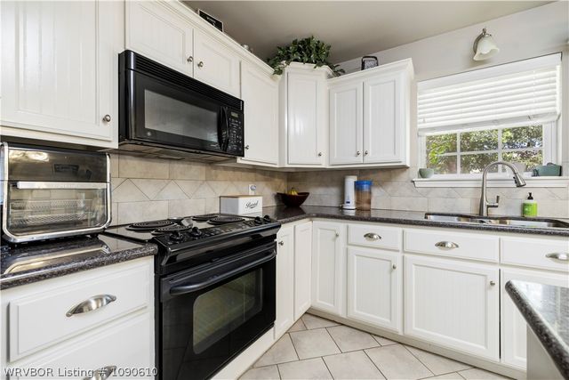 8505 Vickery Lane, Fort Smith, AR 72908