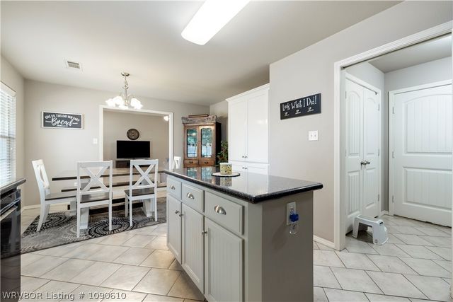 8505 Vickery Lane, Fort Smith, AR 72908