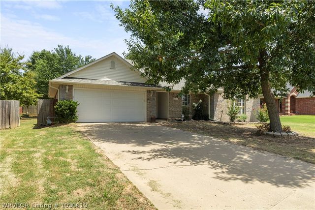 8505 Vickery Lane, Fort Smith, AR 72908