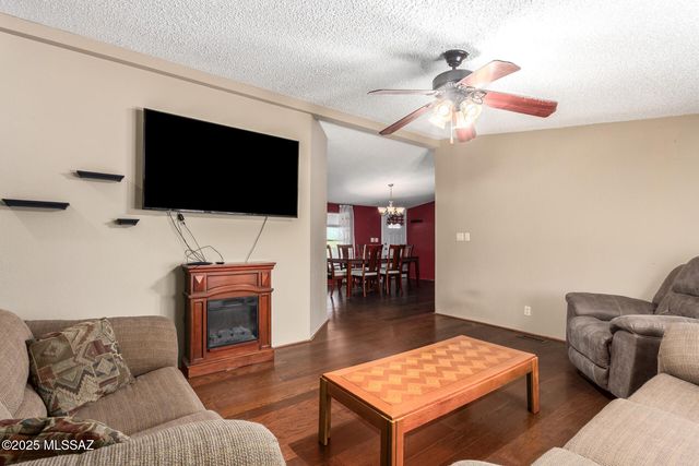 11787 S Cherokee Lane, Tucson, AZ 85736