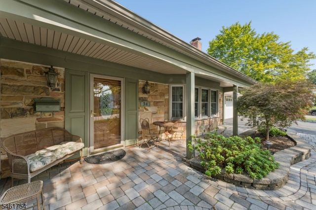 34 Hughes Rd, Franklin Twp., NJ 08873