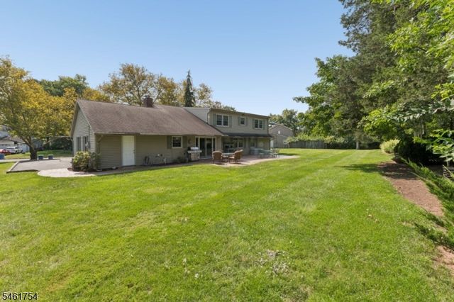 34 Hughes Rd, Franklin Twp., NJ 08873