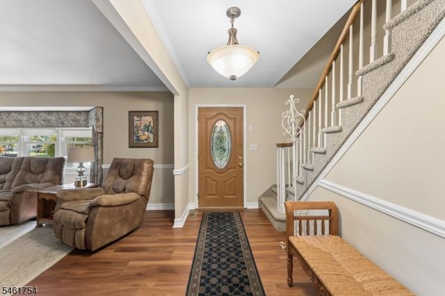 34 Hughes Rd, Franklin Twp., NJ 08873