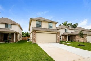 135 Cooper Creek Lane, Willis, TX 77378