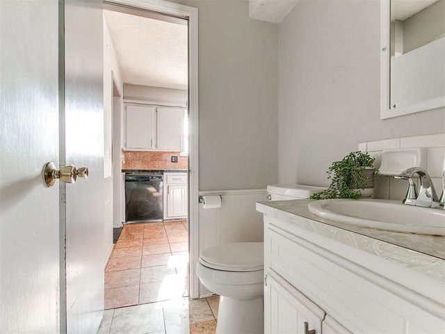 1844 Sunrise Drive, Moore, OK 73160
